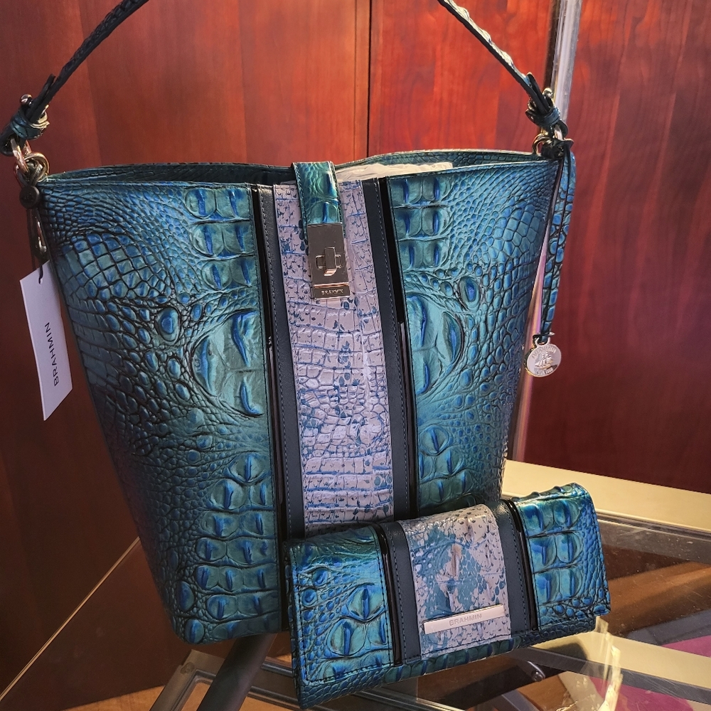 purse and wallet